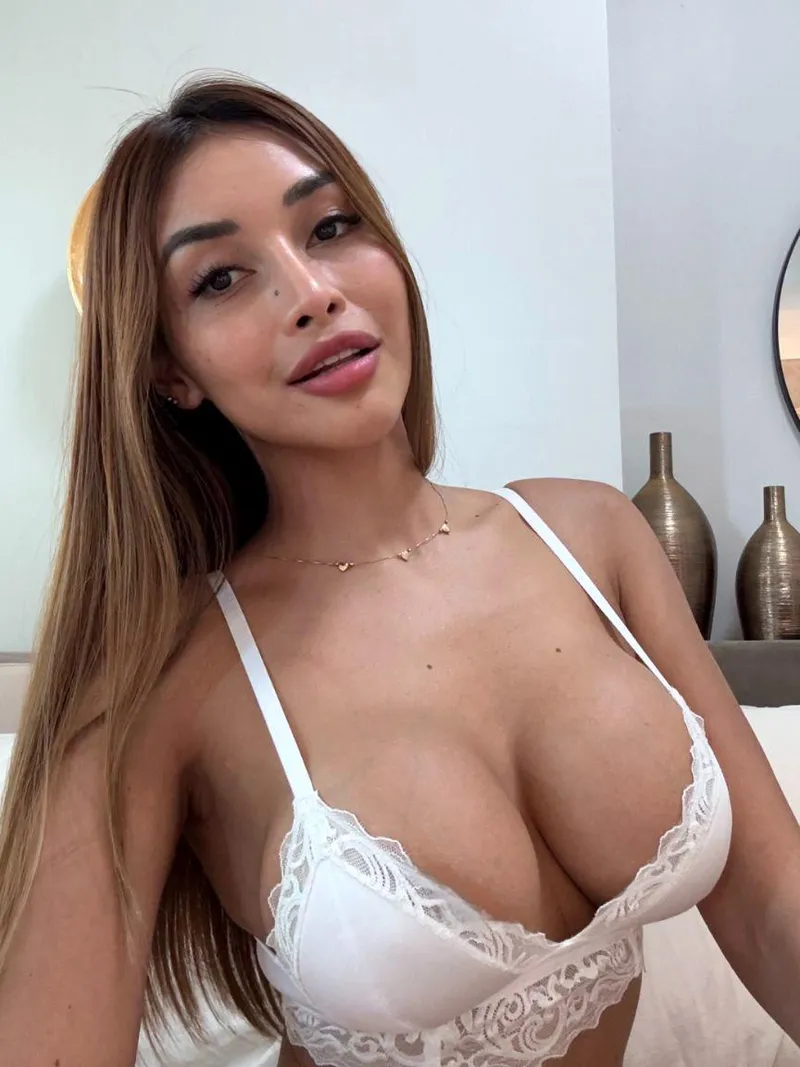 Thumbnail New Bra Showcase: Celebrating the Beauty of Cleavage with mialushhh