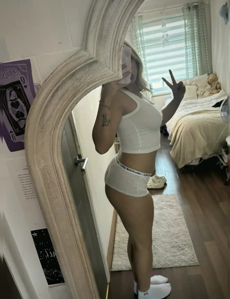 Thumbnail Designed for Pleasure: Sensual Croptop Beauty - croptopgirls