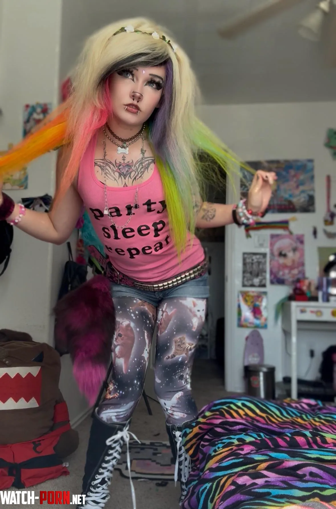 Do you think punk girls are sexy? by _ScarletTwinkle