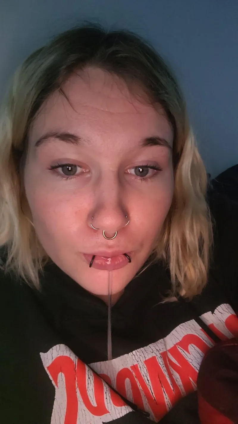 Thumbnail Indulging in Spit Fetish Fantasies with Sinning_angel6