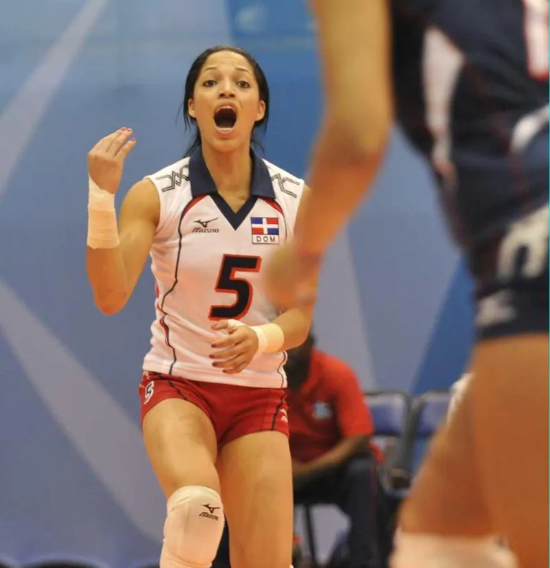 Thumbnail Brenda Castillo: Defending the Volleyball Court by ElinoreDoll