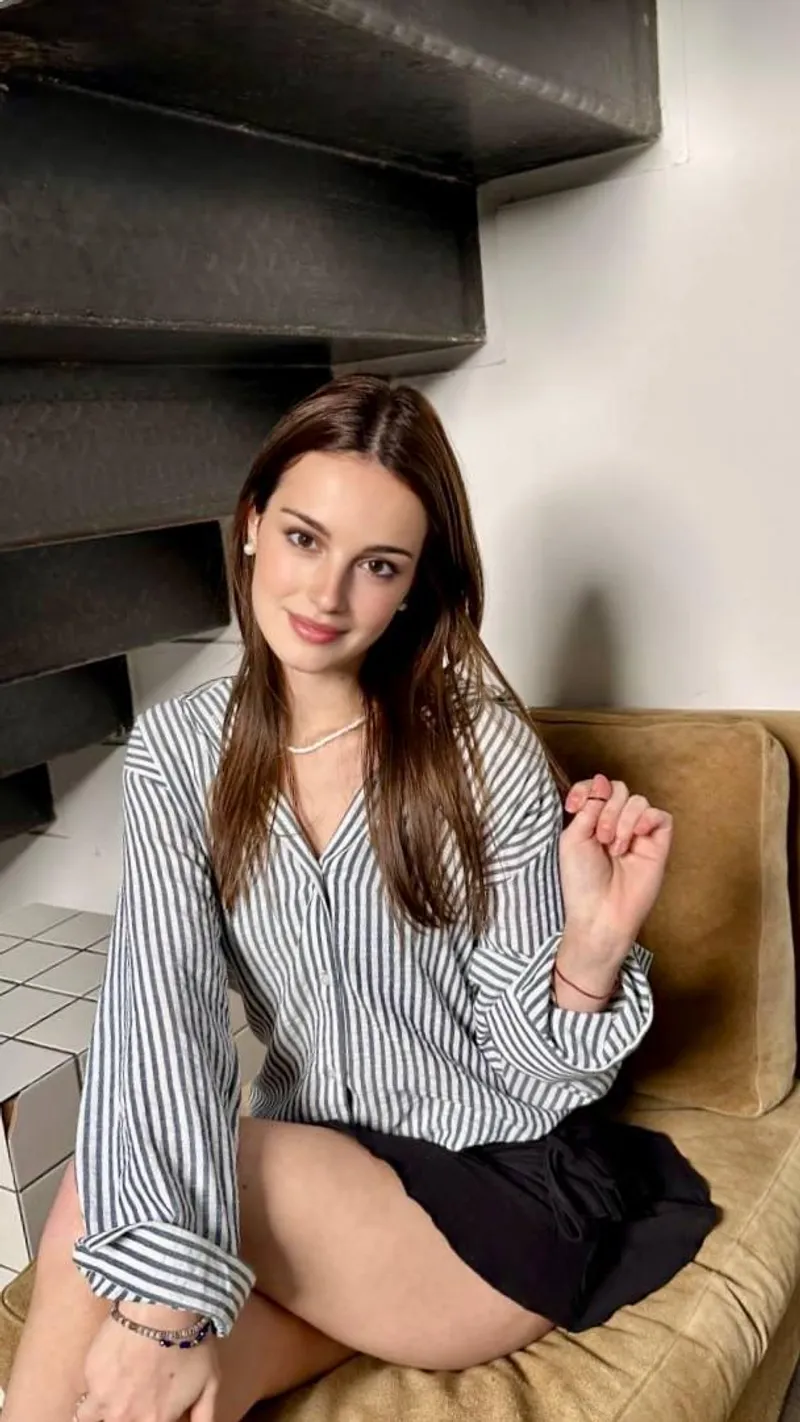 Thumbnail Classy and Cute: A Style Fusion by Boohoneyy | classygirls