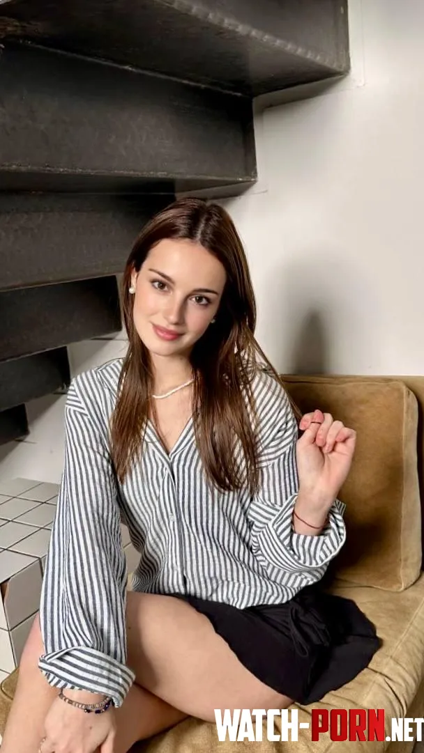 Classy and cute by Boohoneyy