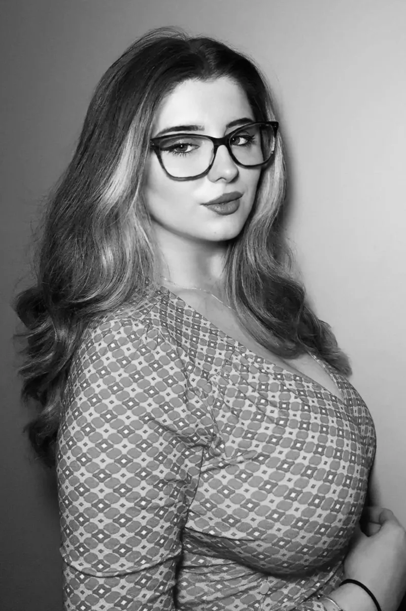 Thumbnail jdevo91's Vision of Beauty: Nice Pair of Glasses