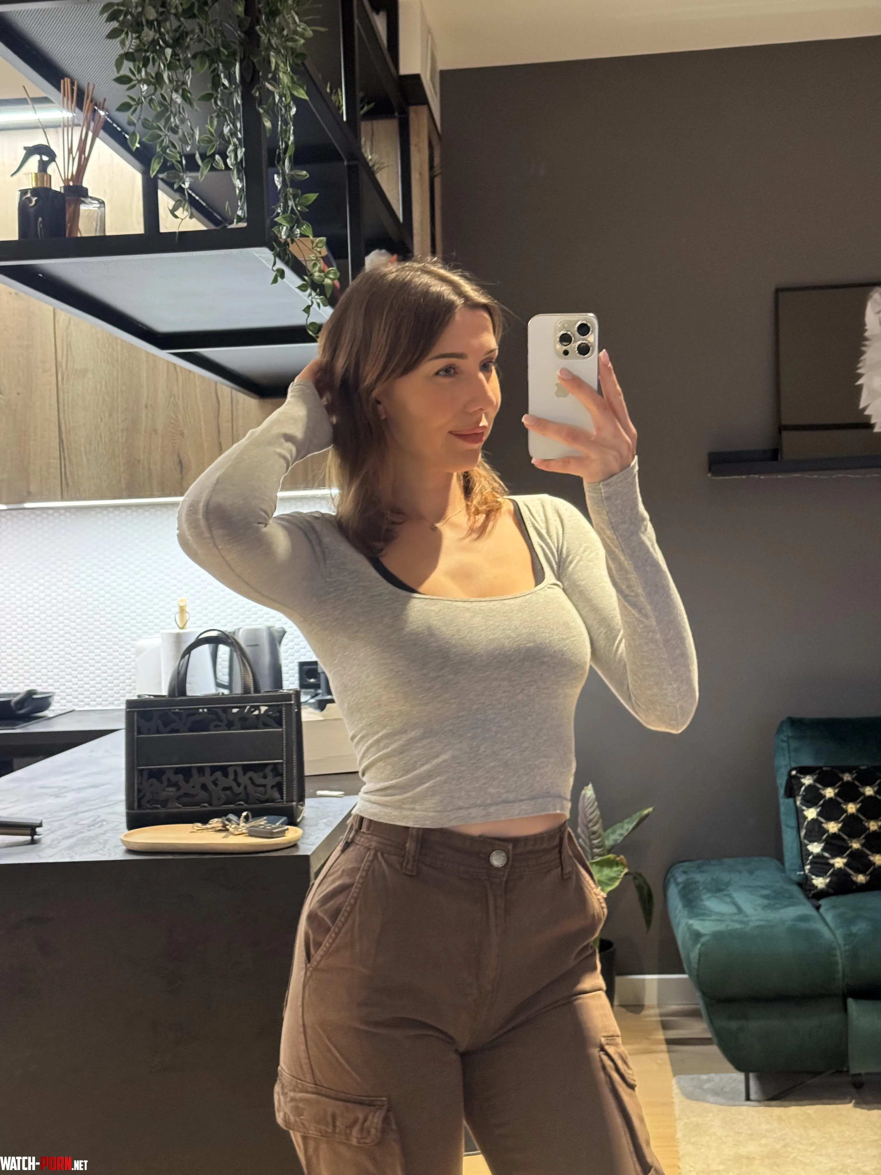 Am I looking sexy? by bubblyybrooke