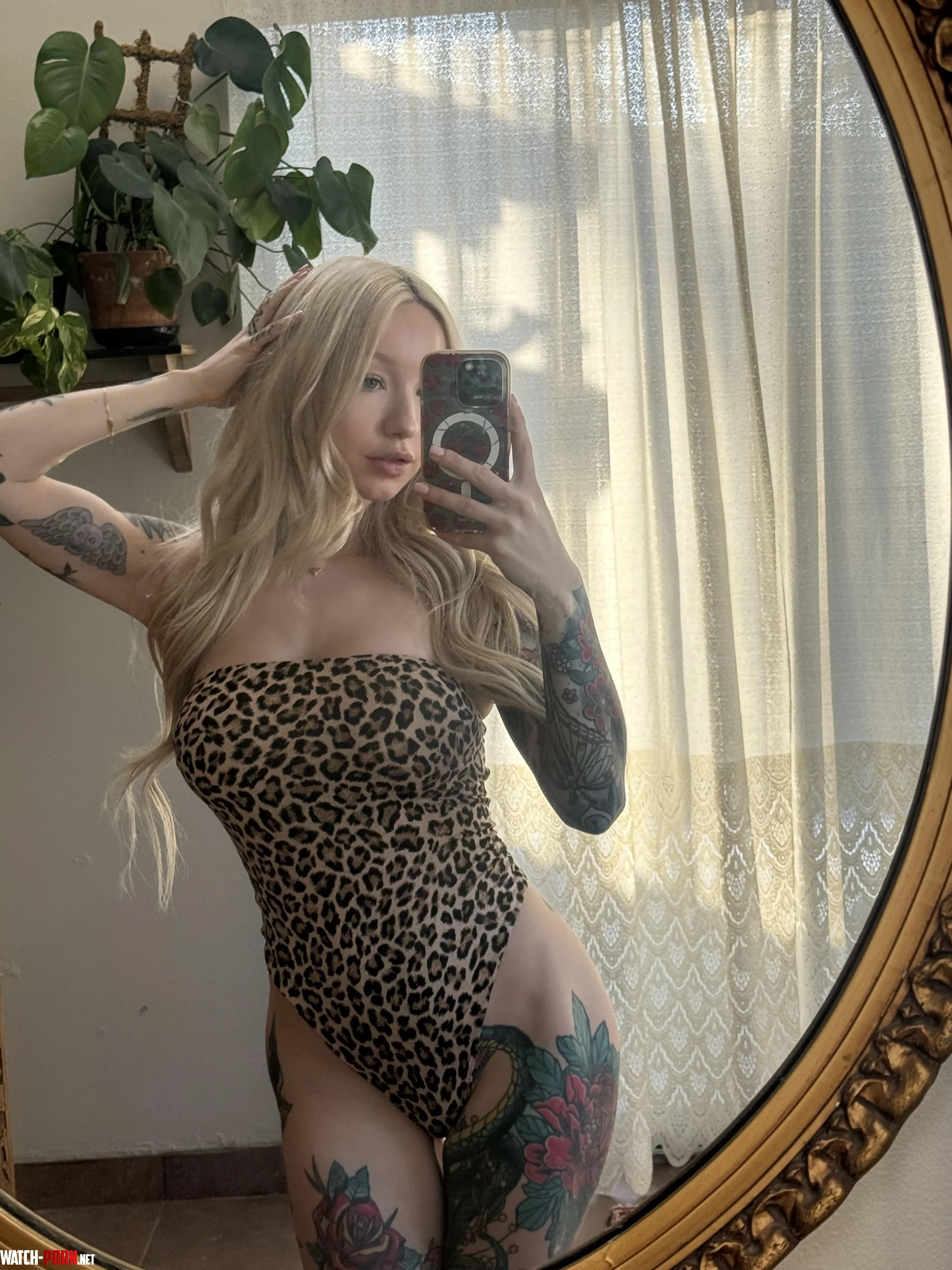 I’m feeling flirty by CarpetbagFishpaste