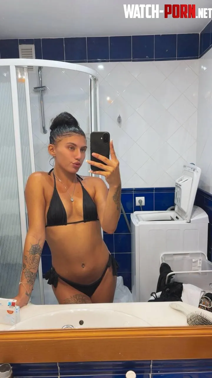 Vill du se videon jag precis filmade i badrummet🙈 vill du se? by Stunning-Force-5600