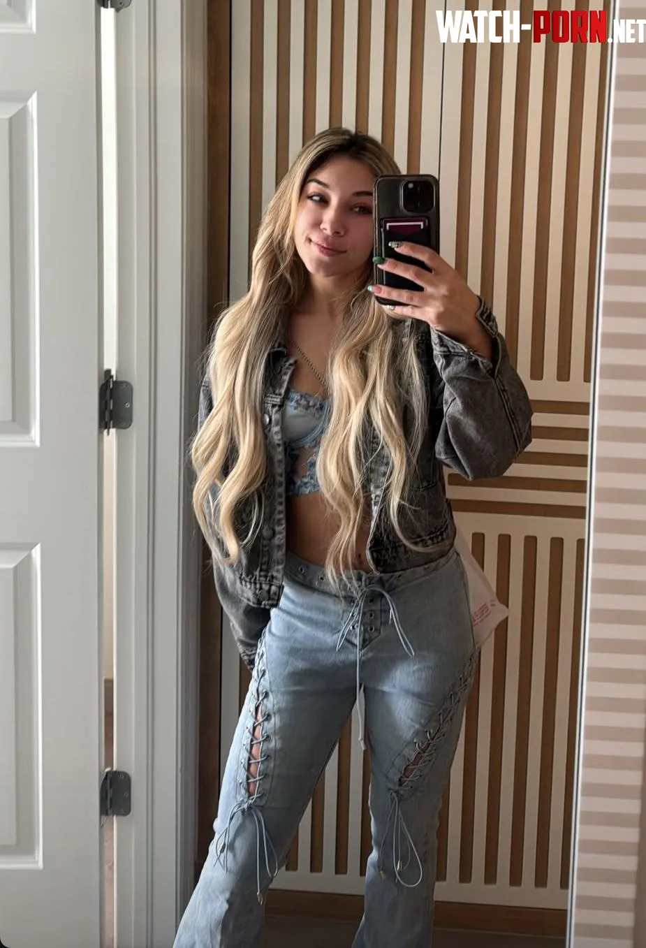 Thea Hail by Loco182