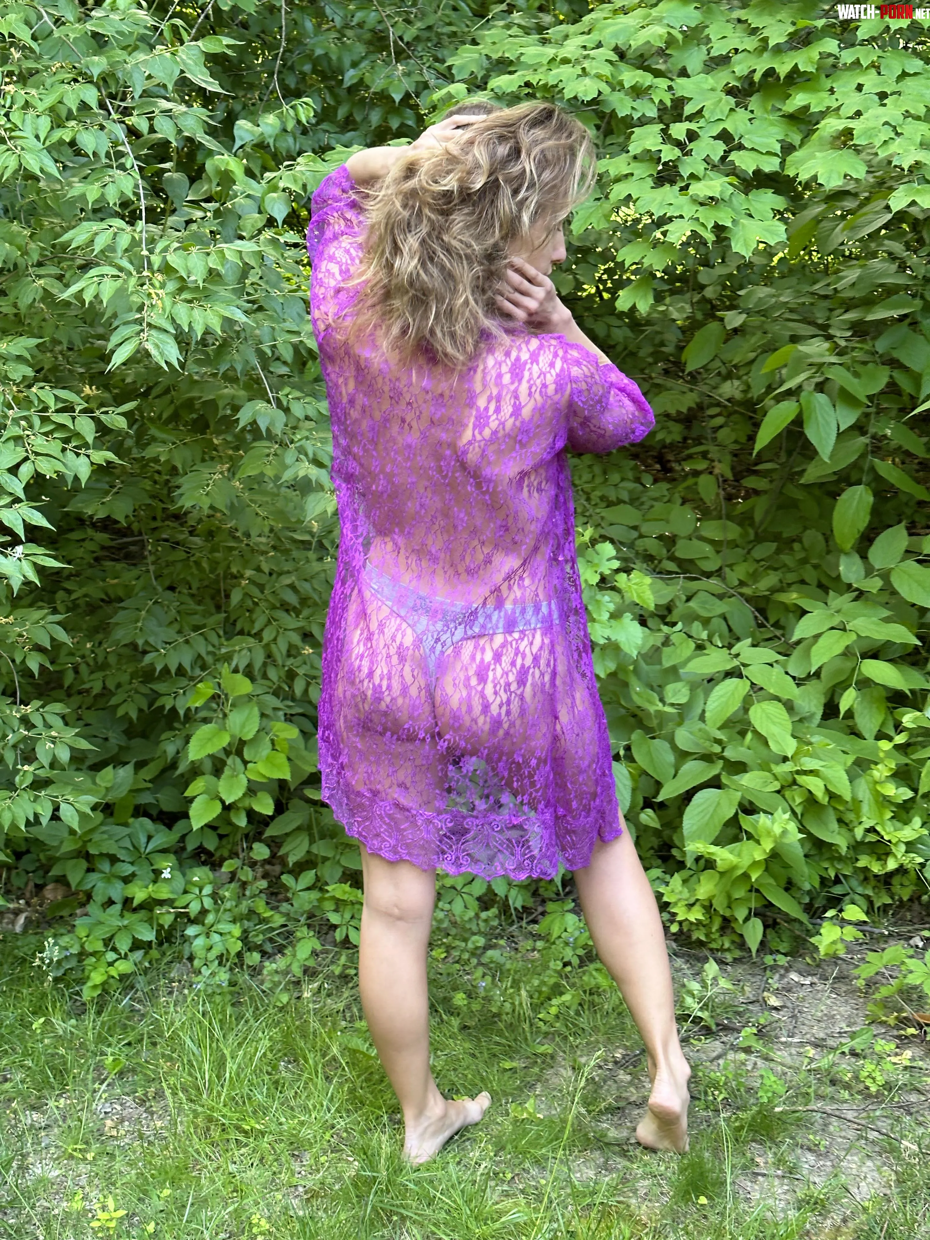 I like it outdoors by vesperedge