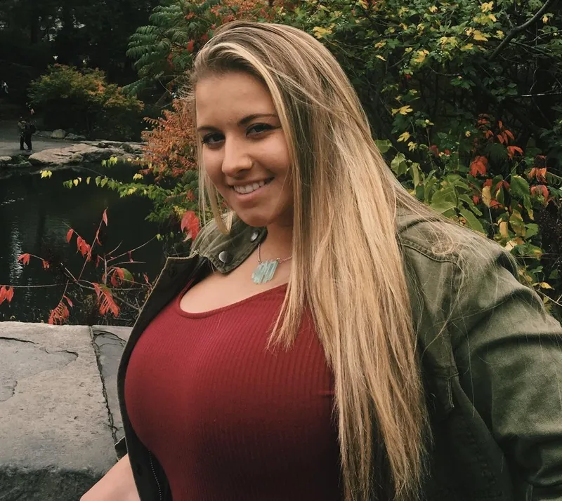 Thumbnail Exploring 2busty2seefeet Adventures by jdevo91 | 2busty2hide