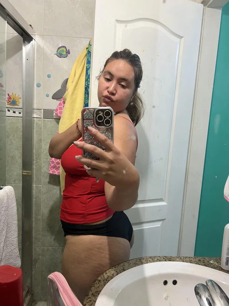 Thumbnail A Latina's Reflection: Sensuality and Self-Exploration by gigigatica