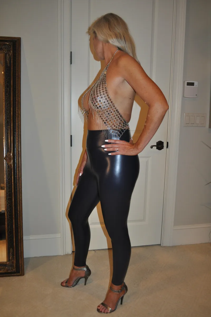 Thumbnail Hot NYE Ensemble: Hot New Year's Eve outfit NSFW Outfit Selection