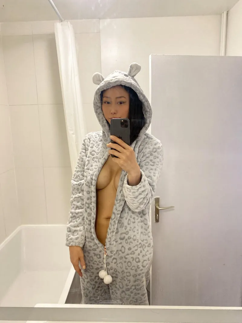 Thumbnail Enjoy the View - AsiansGoneMild Beauty