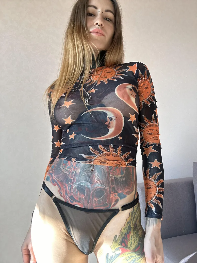 Thumbnail Boyfriend Hunt: Going Commando for Attention by NiraHollow - seethru