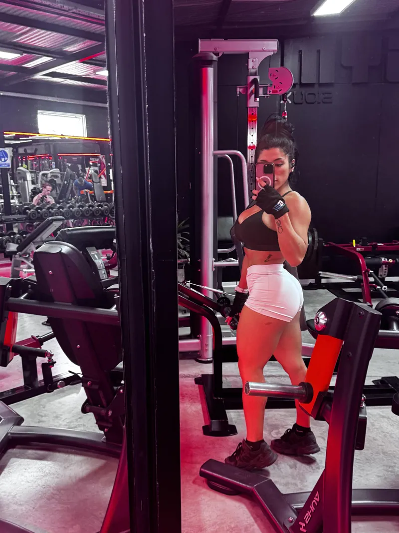 Thumbnail Striving for the Best Version: A Fitgirls Tale by Mia_Val_Fitness