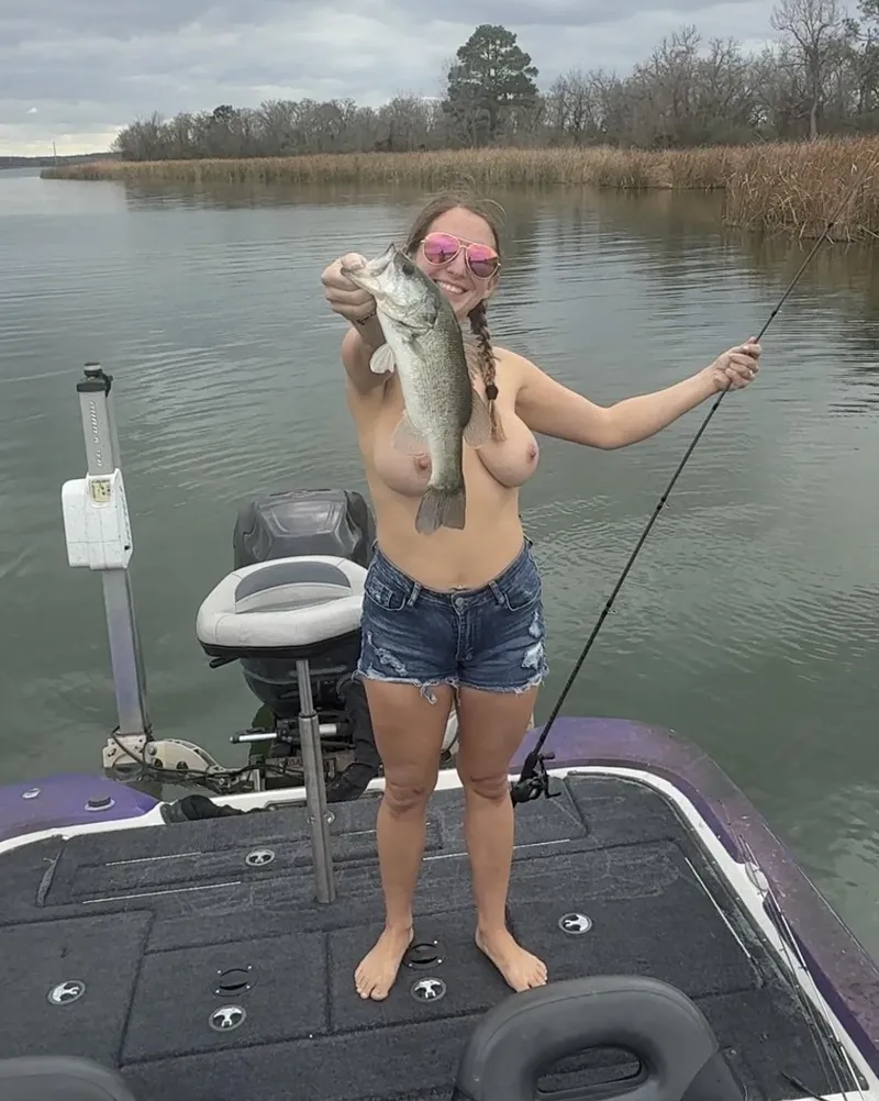 Thumbnail Sasha_jo94's Love for the Lake as a MILF | milf