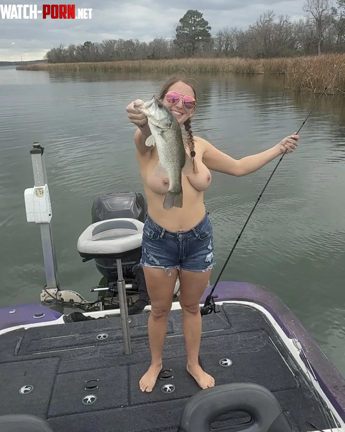 This MILF loves to be on the lake by Sasha_jo94