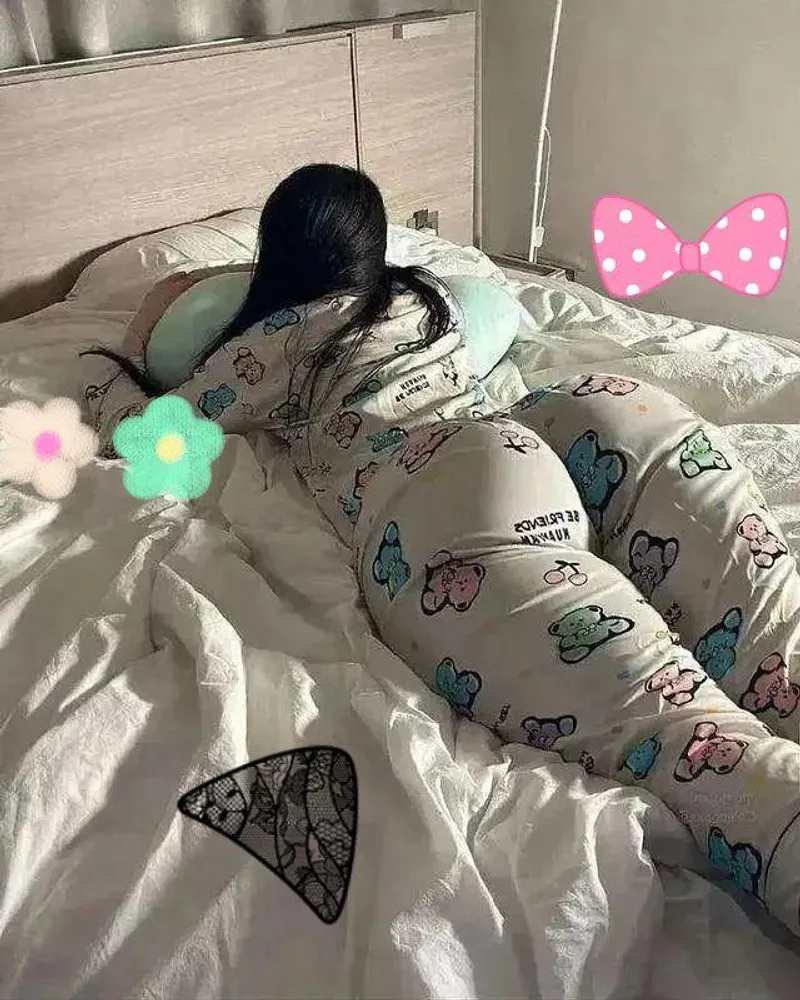 Thumbnail Captivate Your Imagination with This Alluring View on OnlyFans101