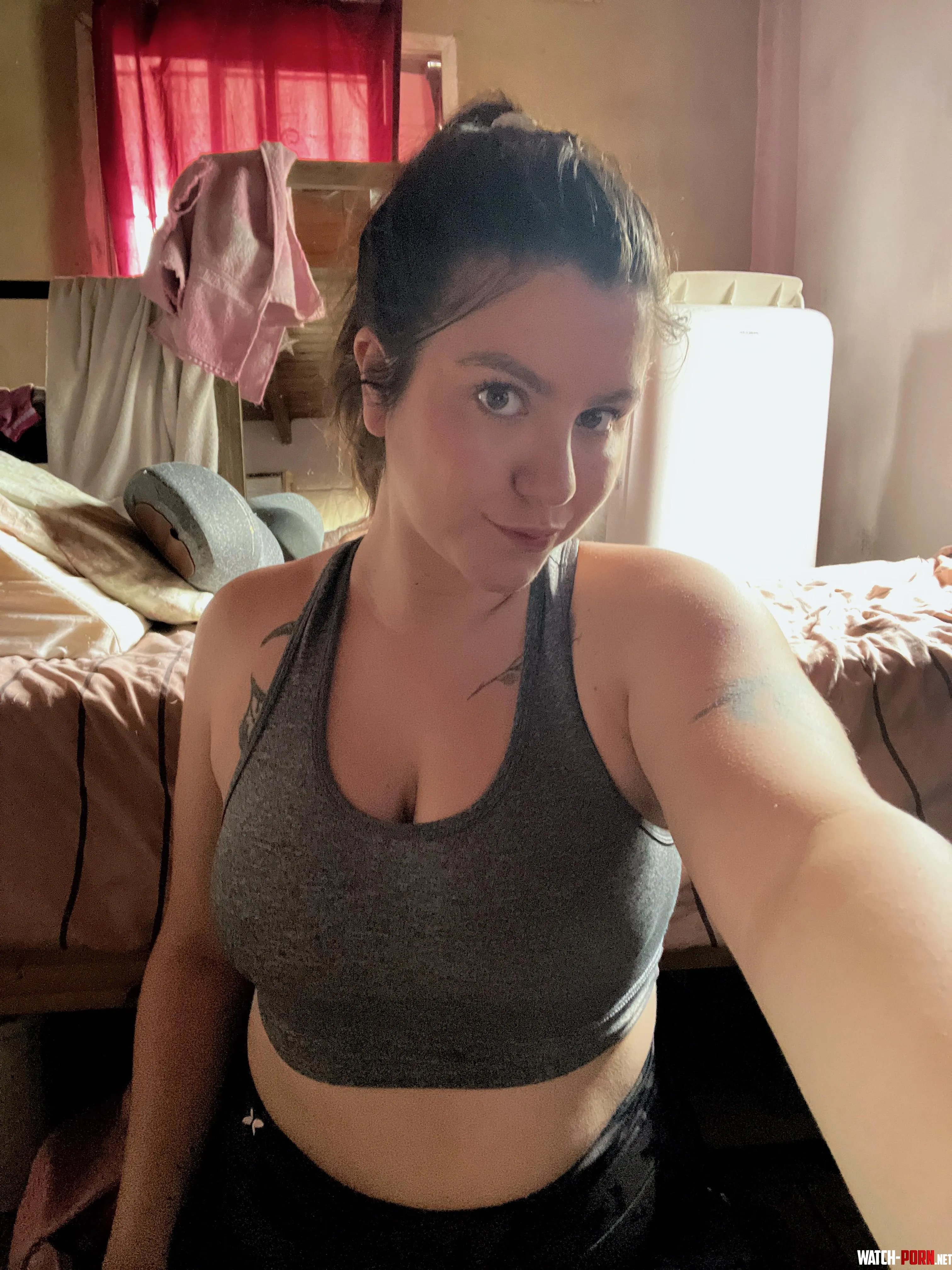 I feel comfortable and provocative like this by Fast_crazy122