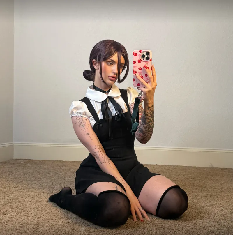 Thumbnail TheRealKhaleesiBB Stuns as Reze from Chainsaw Man