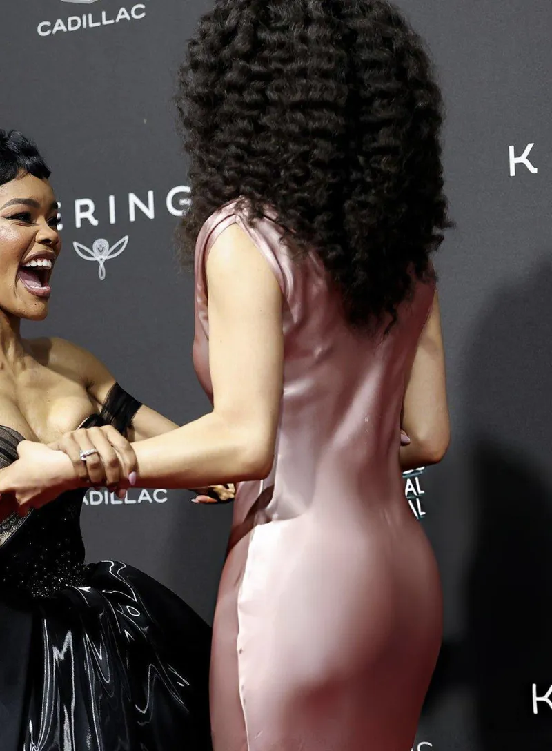 Thumbnail Chase Infiniti's Captivating Essence by icecoldzack