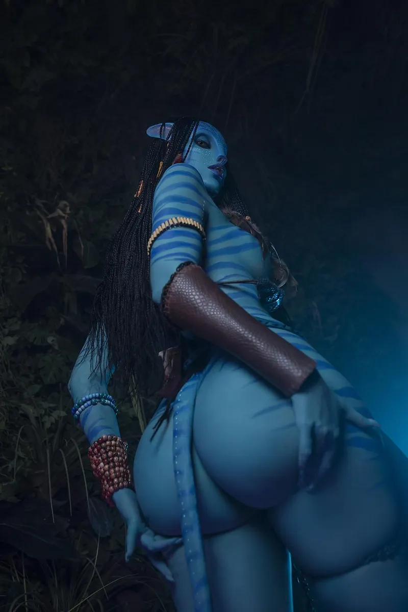Thumbnail Iam_Lera_Himera Presents: Neytiri from Avatar - A CosplayButt Creation