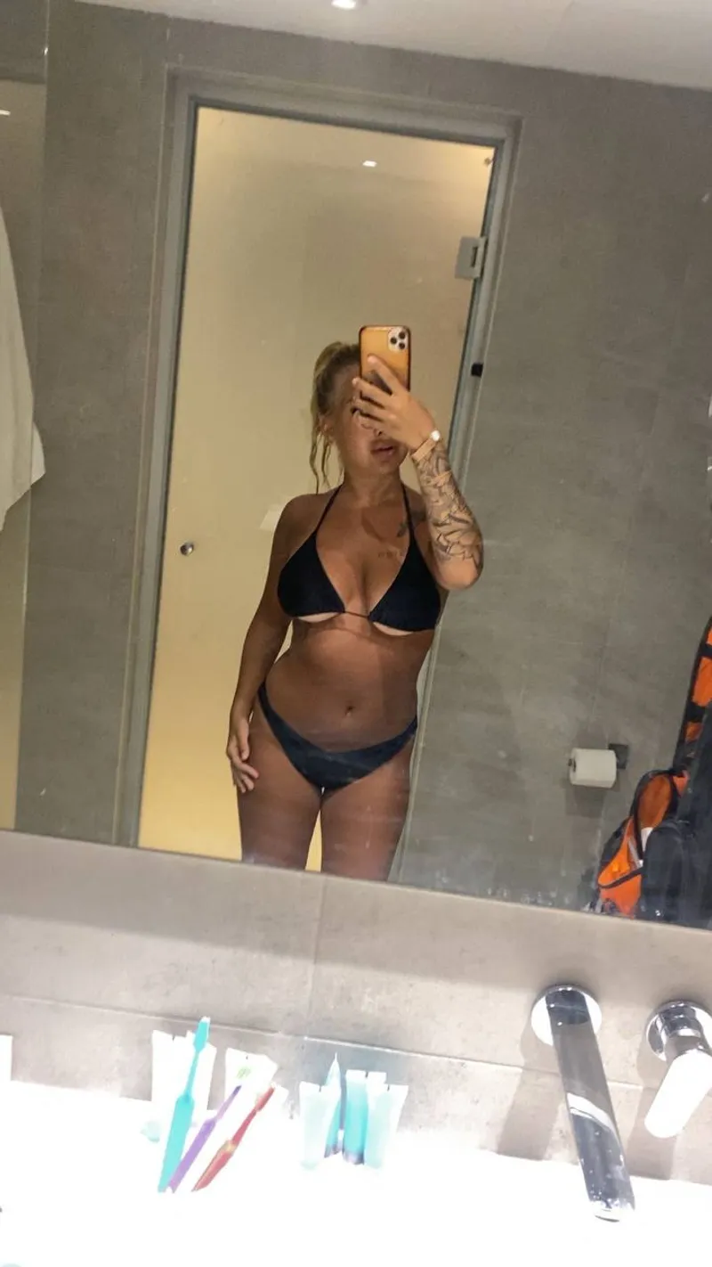 Thumbnail Get Ready to Play in Roligtjej32's Badrum in SweNsfw