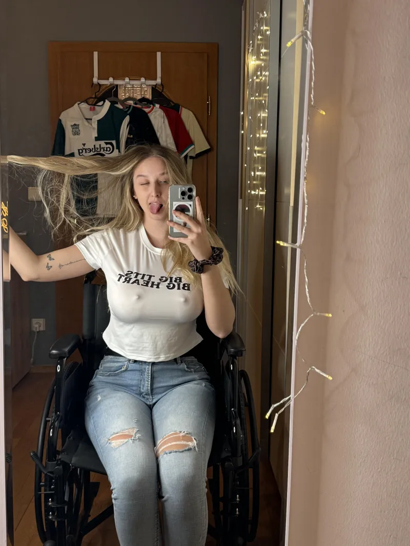 Thumbnail foxielovelyredxo - Your Adorable Hoe Awaits - Would You Pass?