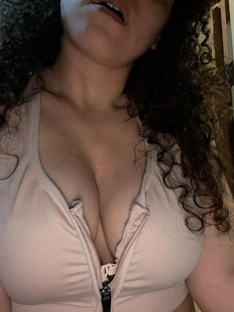 Thumbnail No-Panda917's Monday Vibe Unveiled: Don't Try, Just Shine