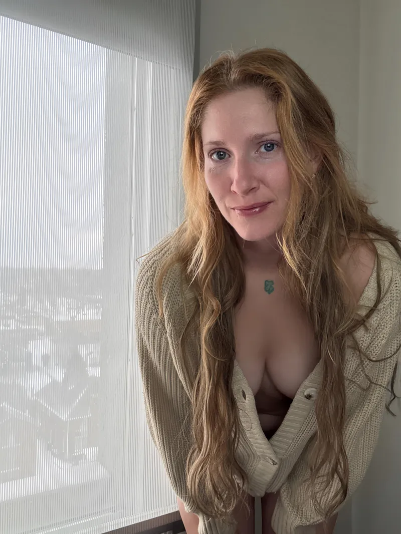 Thumbnail emersonbloom22's Perfect Size Revelation in Downblouse Category