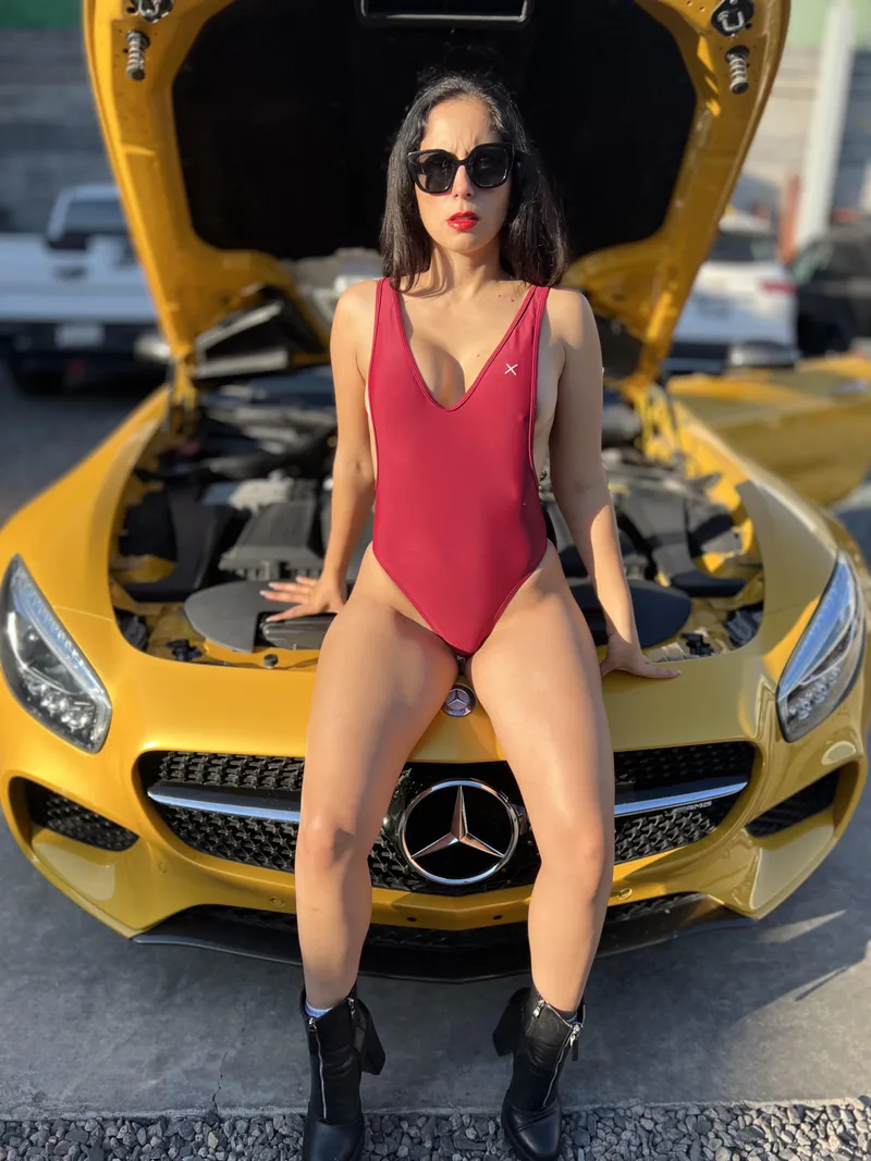 Thumbnail Mechanical Mishaps: Journey through OnePieceSuits | Molly-Pandy47