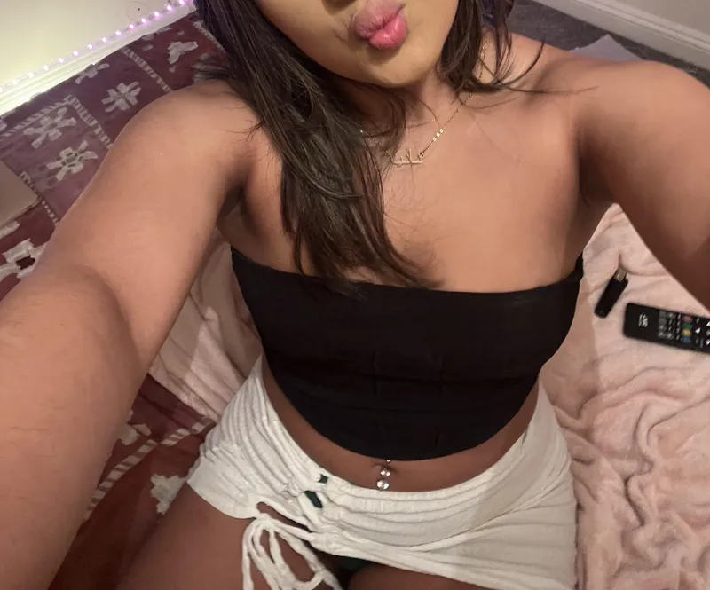 Thumbnail CrimsonMira's First Date Exploration - asiansgonemild