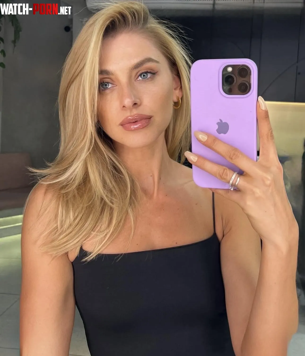 Thais Pagliuso by Sorry-Turnover8920