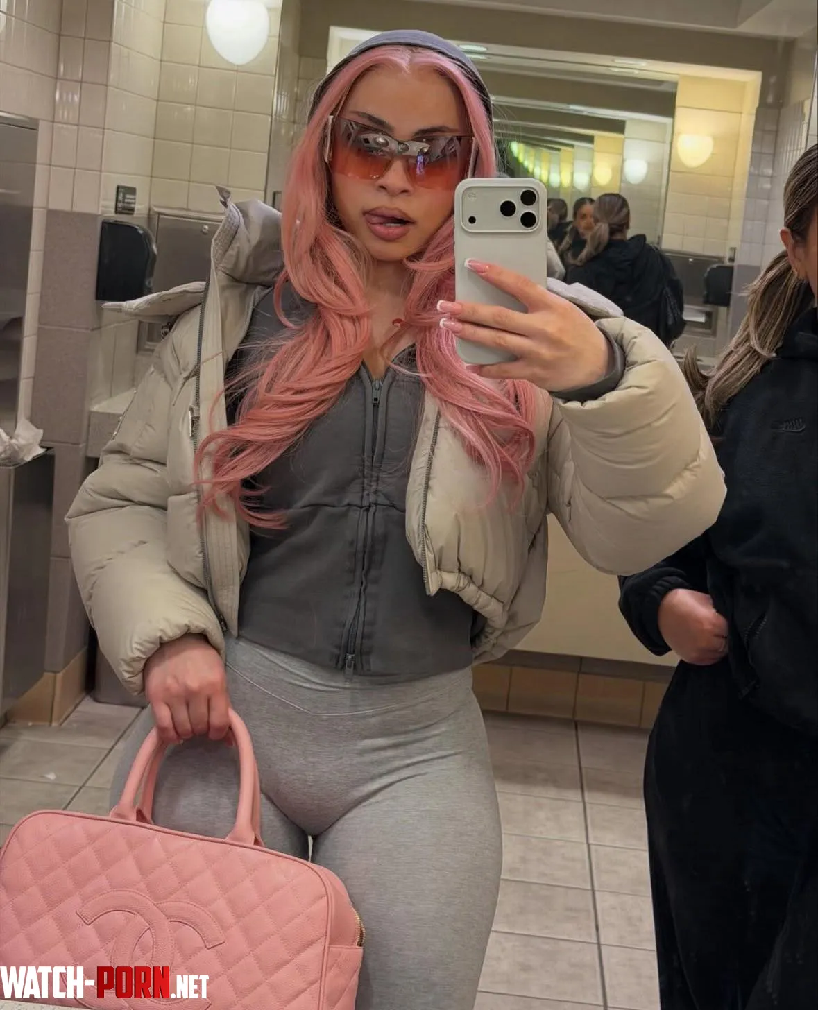 Ice spice 😈 that pussy is so fat by Bigshlongx