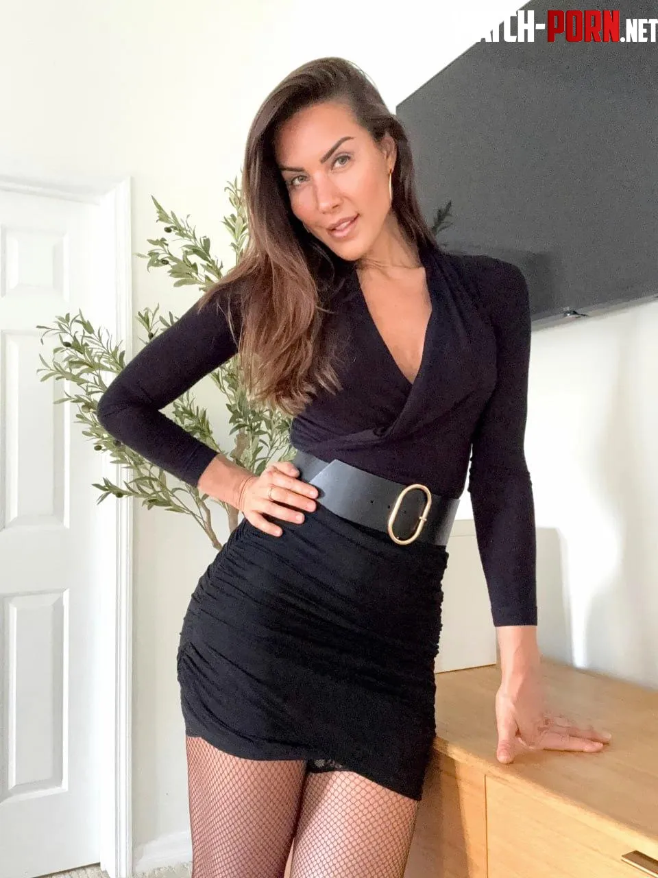 Hot and easy to handle secretary here by hot_fernanda