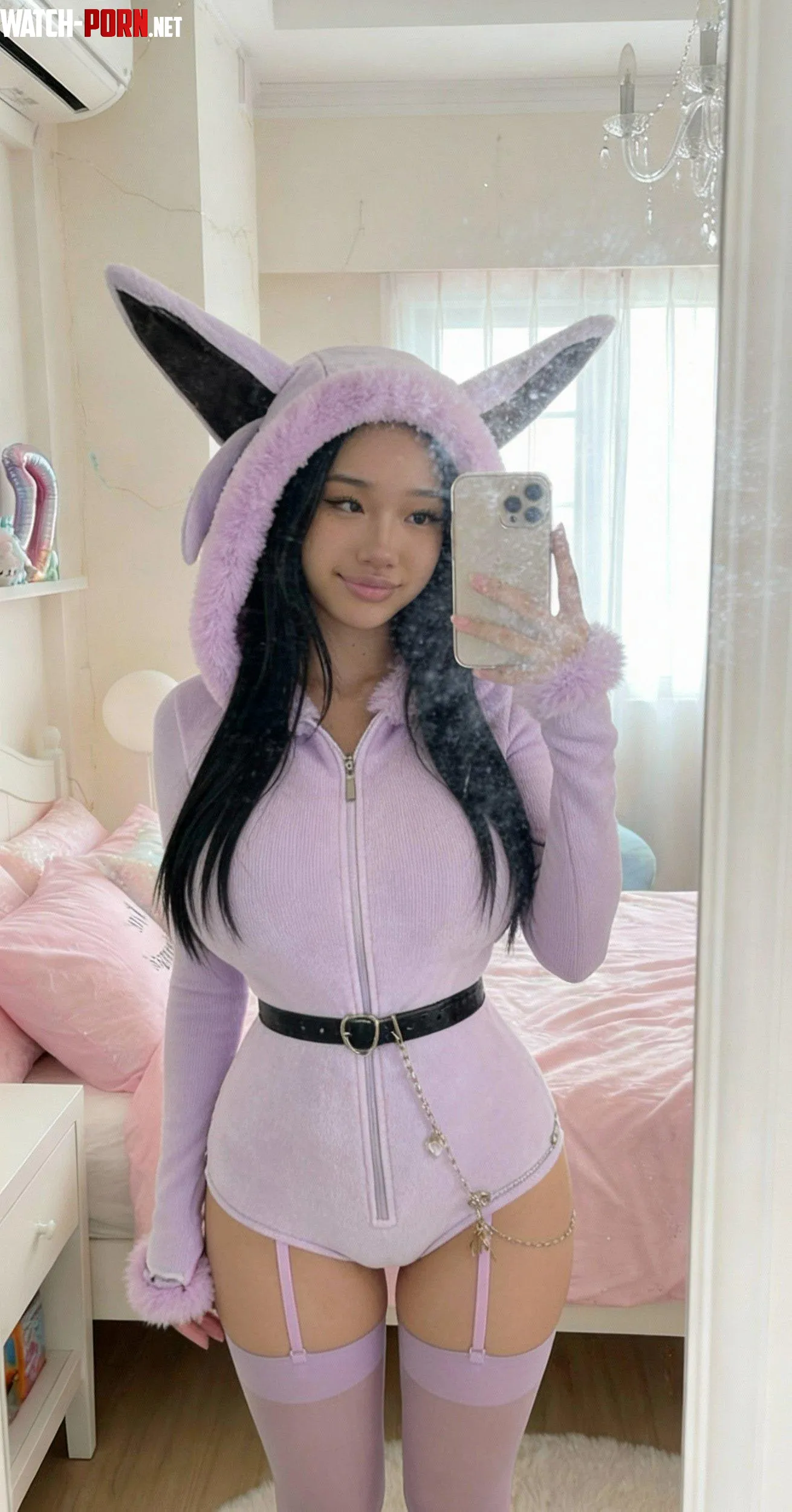 Always thought I'd get a boyfriend but guys my age never look my way by UnderstandingTop4357