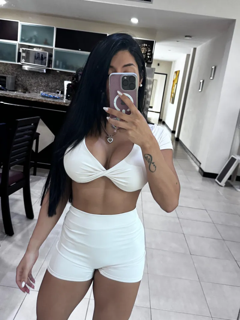 Thumbnail Curves Revealed: Fitgirls Confidence by Mia_Val_Fitness