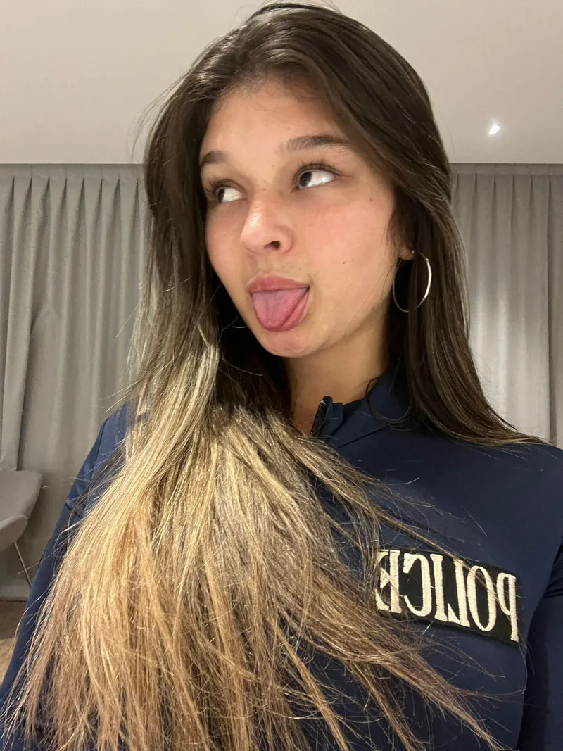 Thumbnail Holiday_Share_3157: Checking Equipment on OnlyFans101