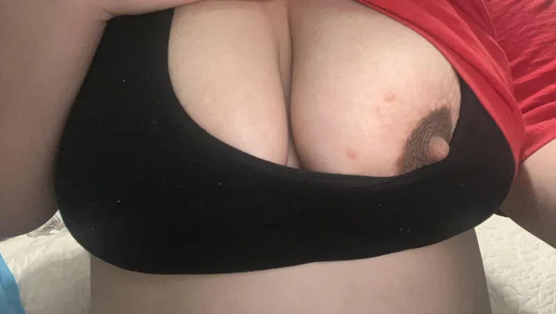 Thumbnail chubby: The Pleasure of Hard Nipples - Informal_Classroom53 Reveals