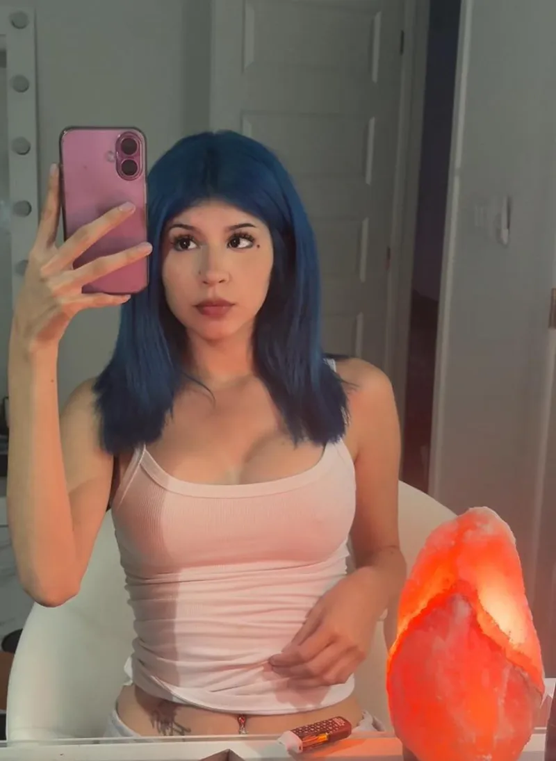 Thumbnail Ok_Willow_5535's Freedom: No Bra Needed