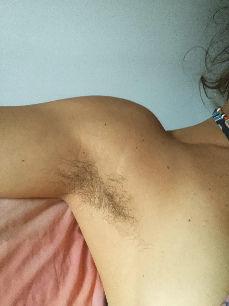 Thumbnail Meet the Author: florescencia_ and Their View on Hairy Armpits