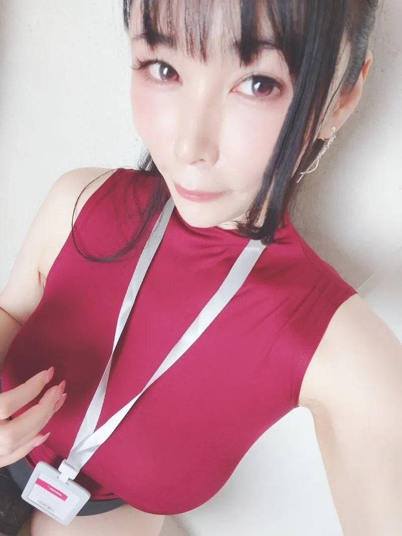 Thumbnail Hi from Japan: Exotic Beauty with Natural Curves by YuisPromoter | 2busty2hide Category