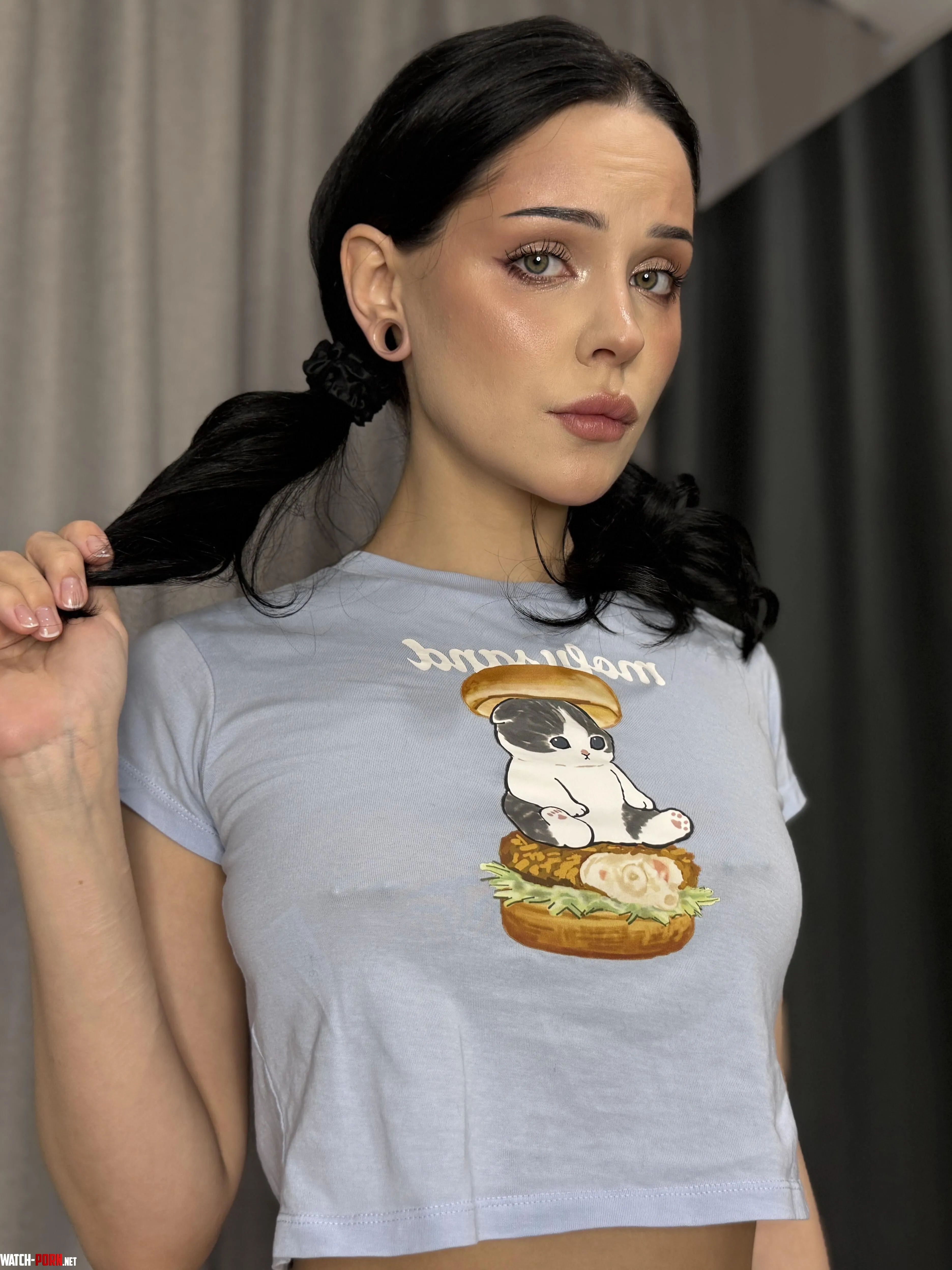 The best days are the random braless days by Divinosia