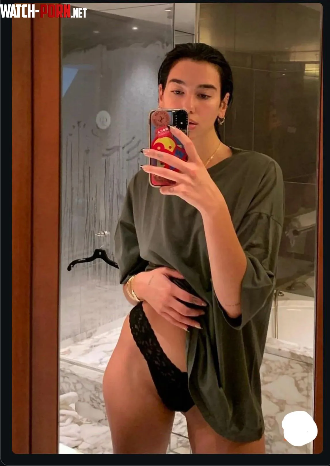 Context of this picture with dua lipa by chocolatemoooose