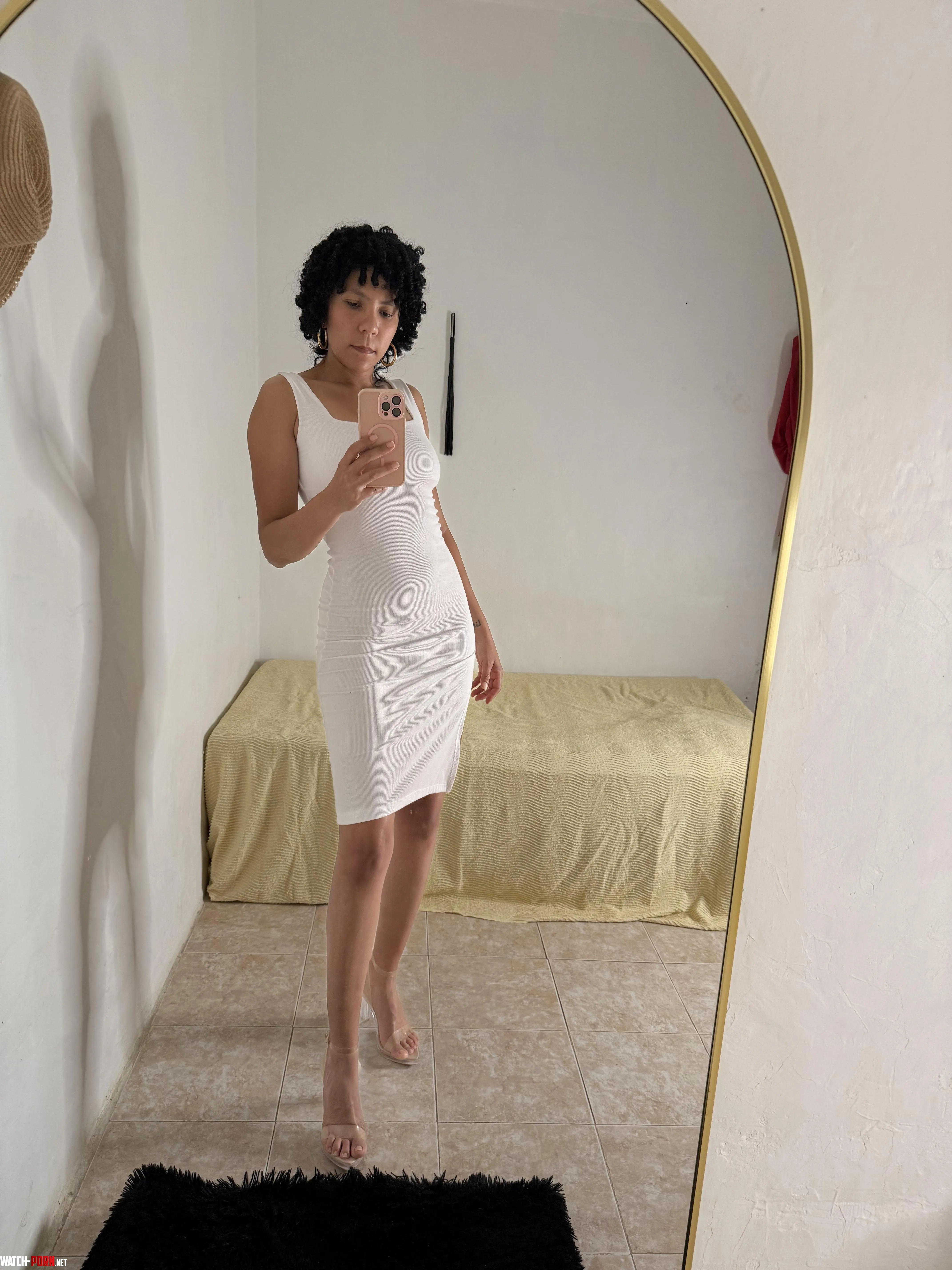 I love the dresses by adricurly