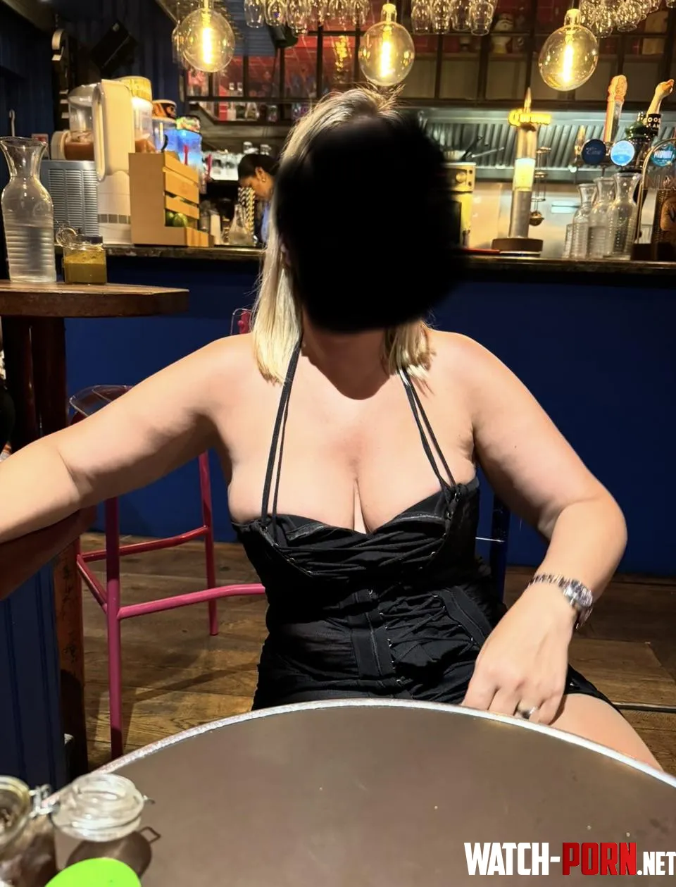 Would you enjoy or complain if I seat next to your table in a public restaurant? by naked4freedom