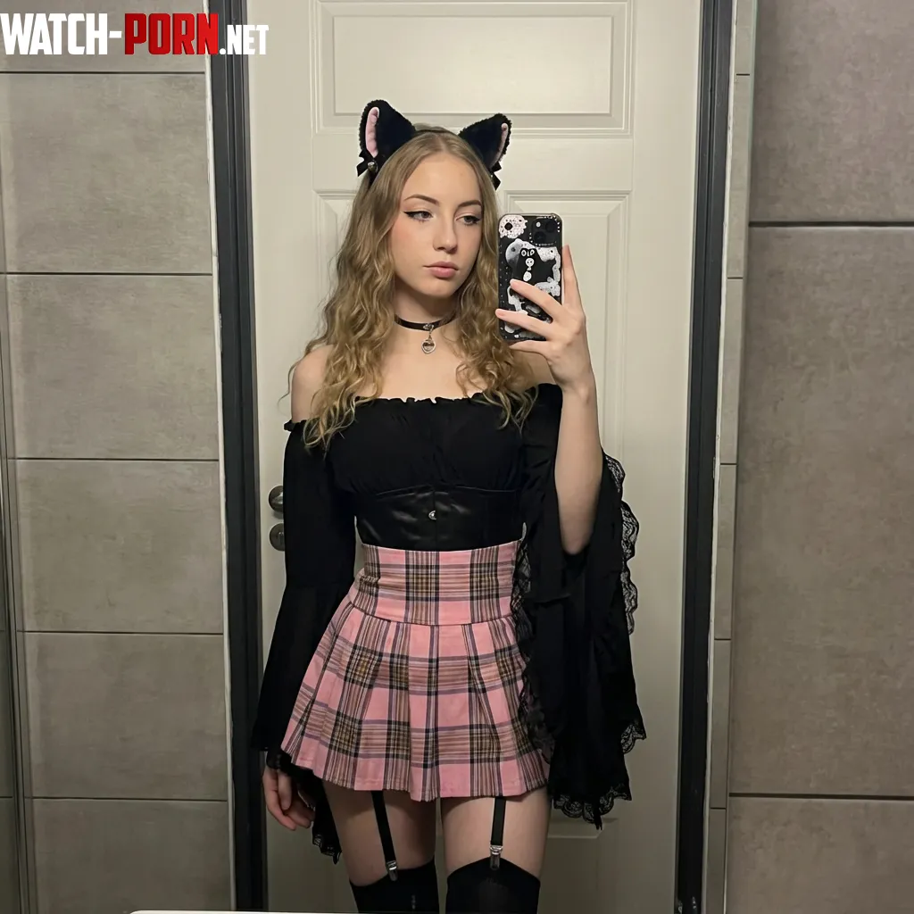 meowning~ by FairyCup_