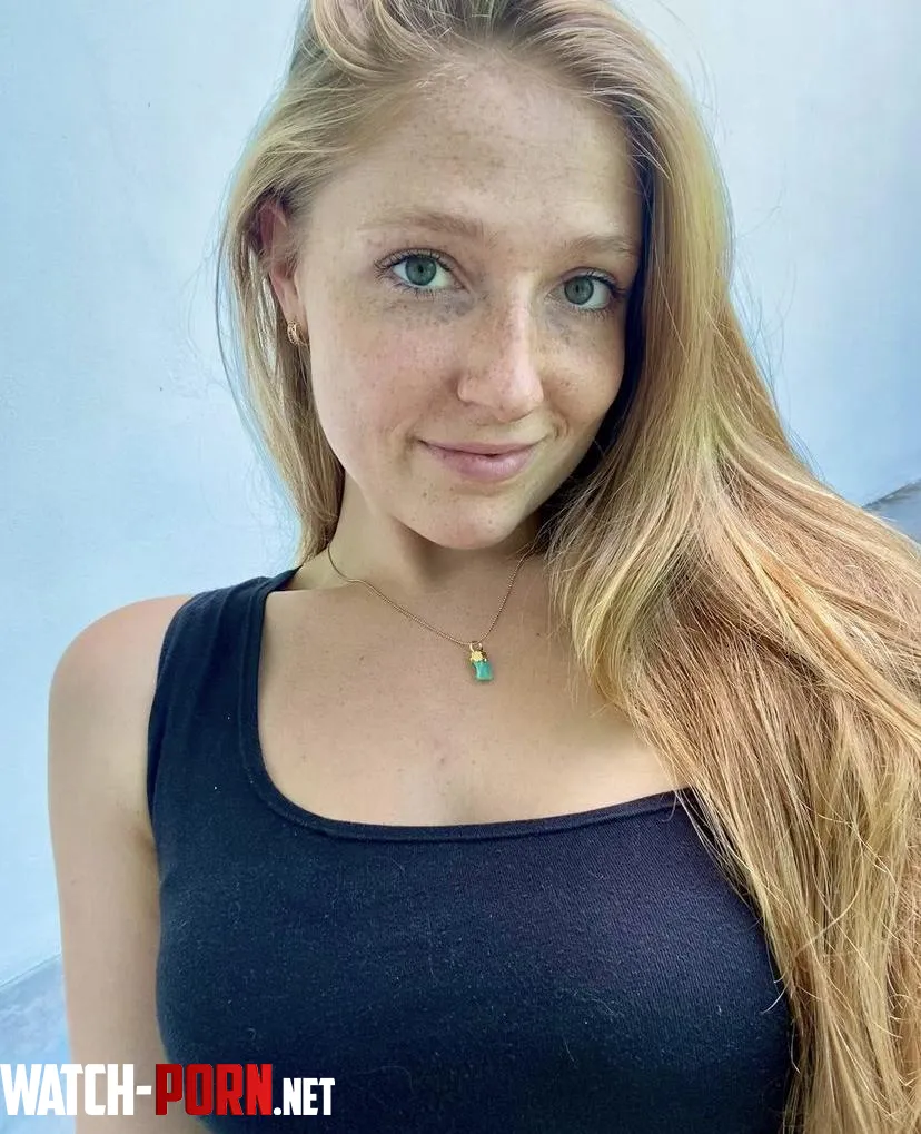 The best gift you can give someone is good energy by freedom_fruit