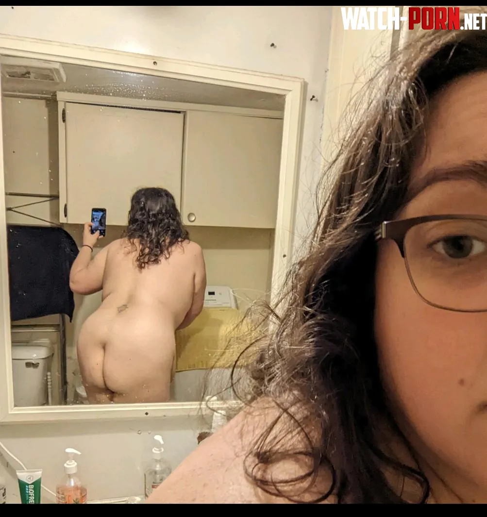 Mirror butt by nm8586