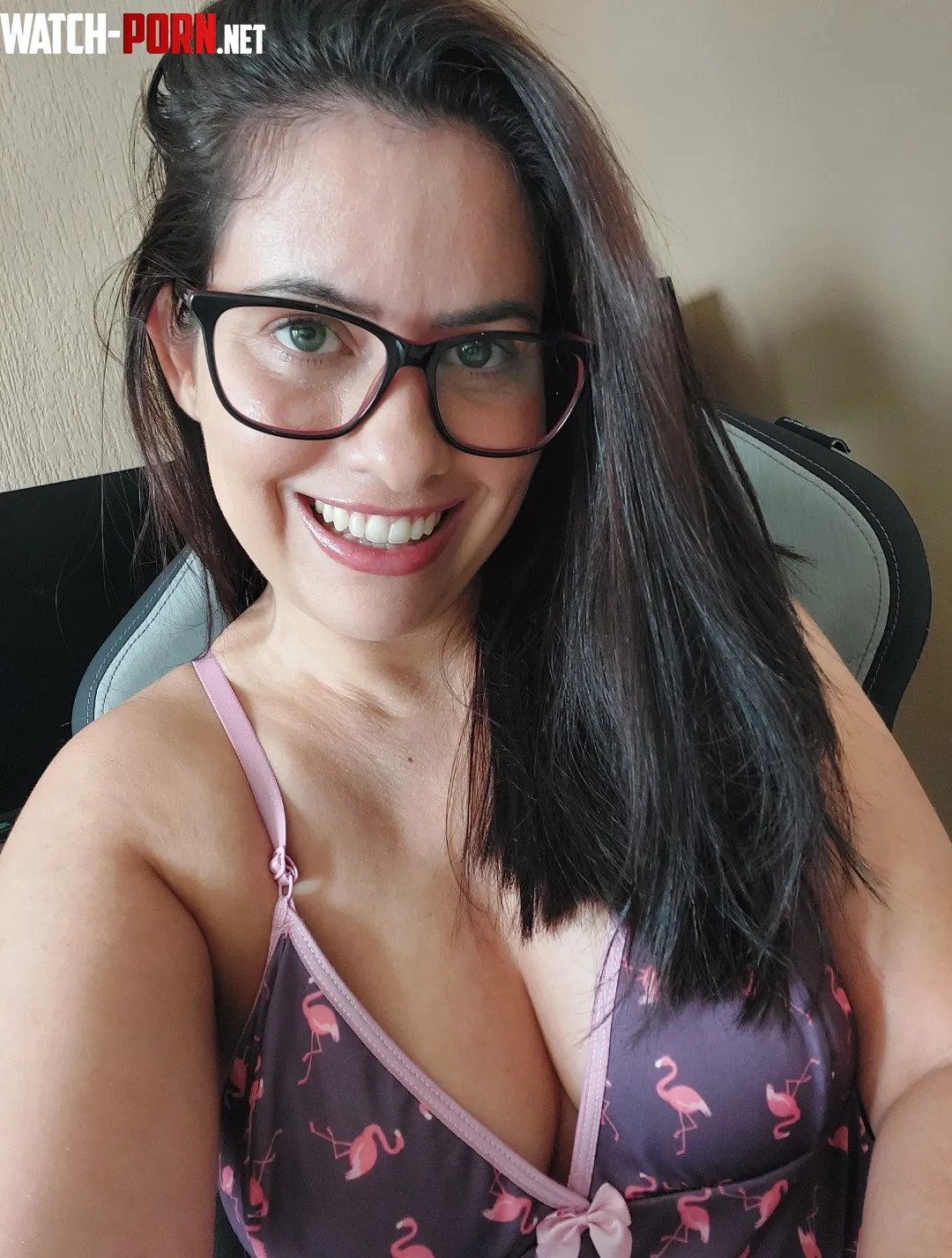 Glasses and a naughty girl by Isiscristine